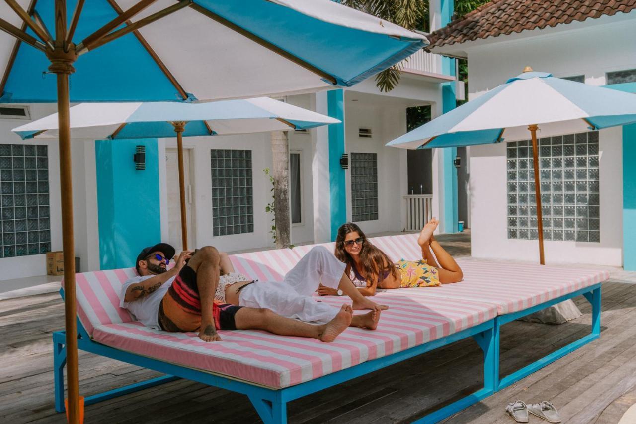 Mad Monkey Kuta Lombok Vandrarhem Exteriör bild