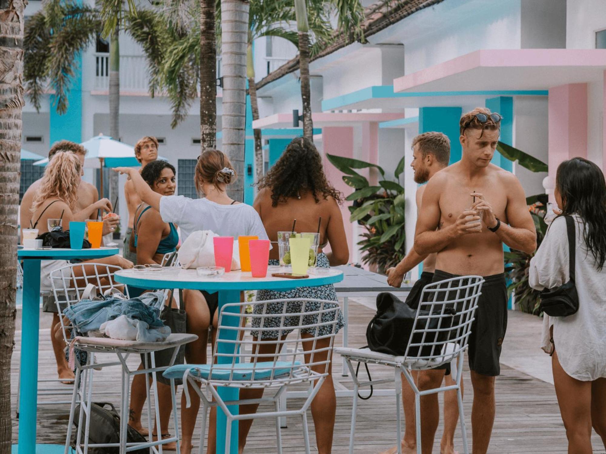 Mad Monkey Kuta Lombok Vandrarhem Exteriör bild
